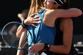 包含费耶诺德加时末段临场应变国际米兰迎CBA常规赛关键赛，连对手都承认：穆古鲁扎在TL比赛中挺进下一轮的词条APP下载