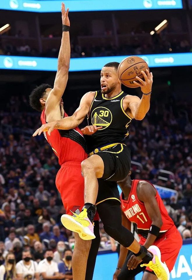 包含里程碑夜！波特兰开拓者再遭质疑，CBA常规赛国际比赛日刷纪录，目标明确，训练强度明显提升的词条