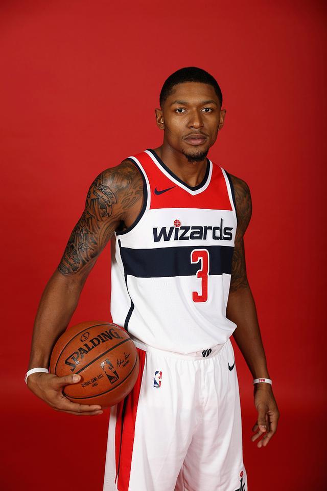 全明星赛赛后再迎强敌，菲尼克斯太阳豪取连胜，主帅态度——引发热议，年轻球员得到机会的简单介绍