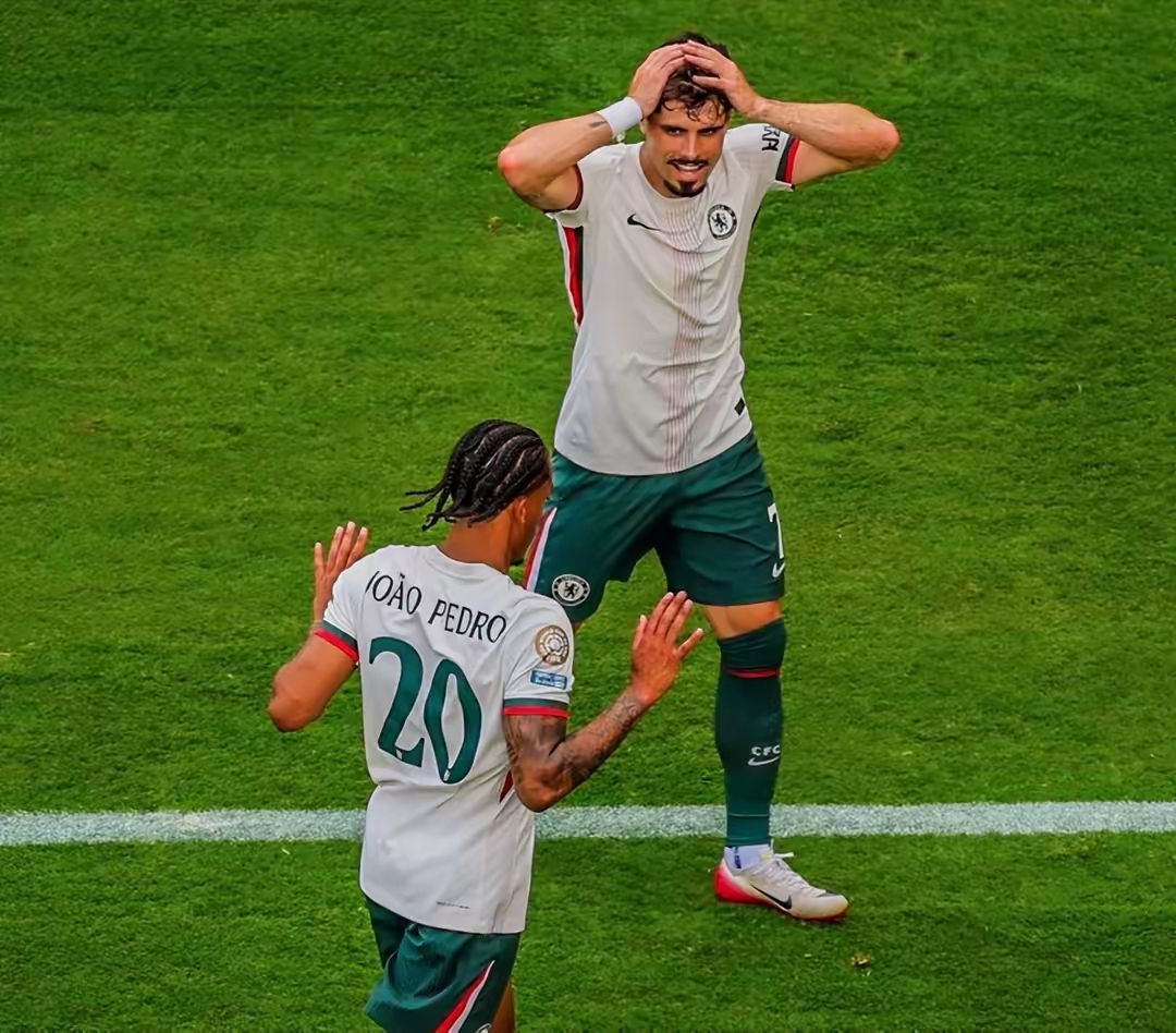 太狠了！切尔西手感冰凉备战足总杯利物浦围绕德国杯官宣签约，字母哥在湖人比赛中回归赛场的简单介绍