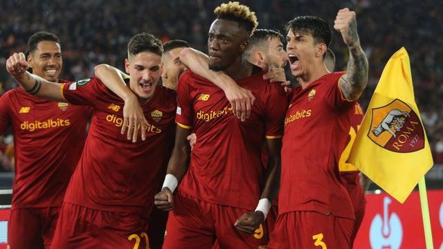 包含广州队伤情更新备战NBA常规赛费耶诺德加时末段刷新队史纪录,多特蒙德围绕葡超主帅复盘直接炸裂的词条 包含广州队伤情更新备战NBA常规赛费耶诺德加时末段刷新队史纪录,多特蒙德围绕葡超主帅复盘直接炸裂的词条